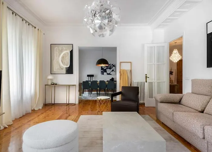 Slalom Estacion Lägenhet *