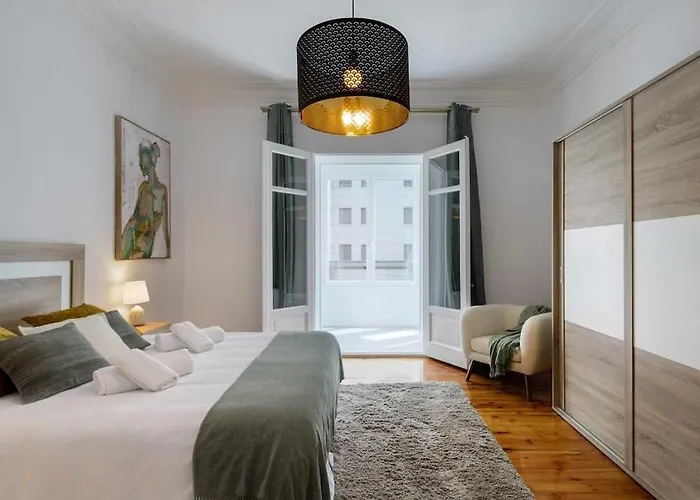 Slalom Estacion Lägenhet *